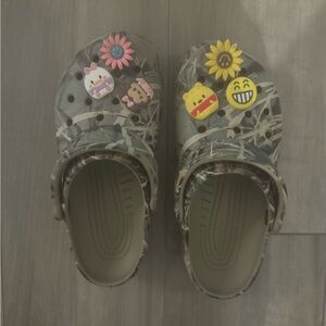 Camo crocs